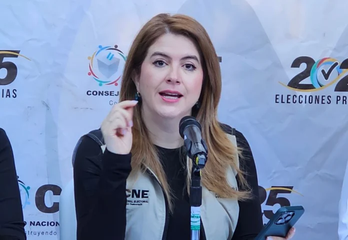 Cossette López